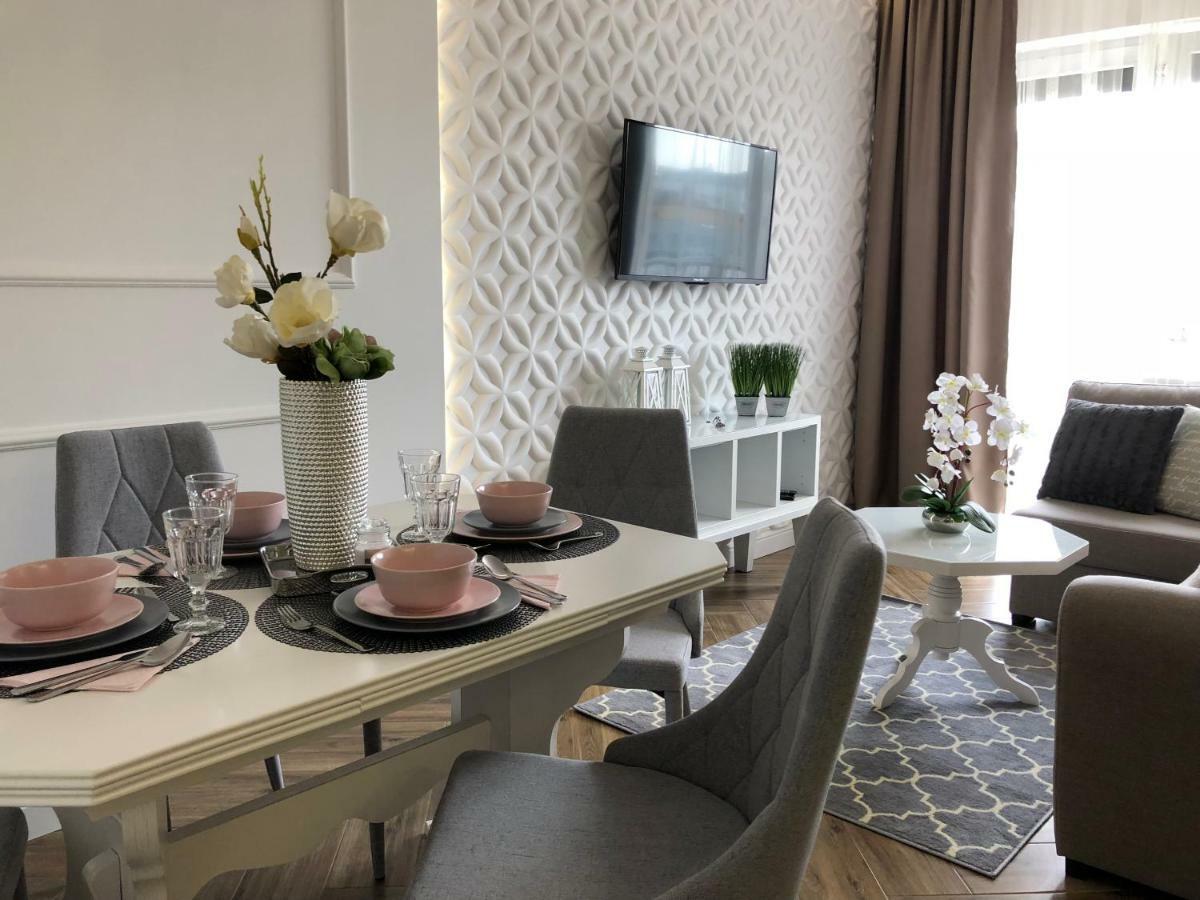 Family & Business Elegant Apartments Ul Warszawska - 2 Bedroom, Balcony, Parking Κίελτσε Εξωτερικό φωτογραφία