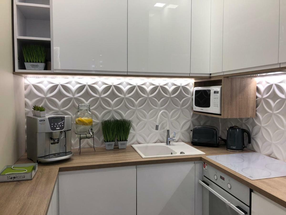 Family & Business Elegant Apartments Ul Warszawska - 2 Bedroom, Balcony, Parking Κίελτσε Εξωτερικό φωτογραφία